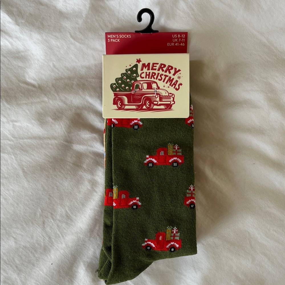 Festive Green Christmas Socks - 3 Pack